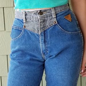 *SOLD* Vintage Zena Mom Jeans